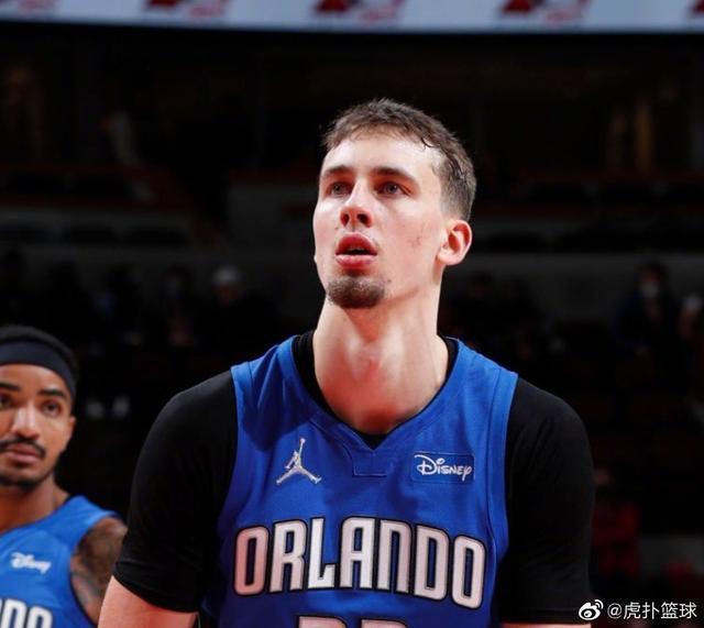 球迷们一直 球迷们一直