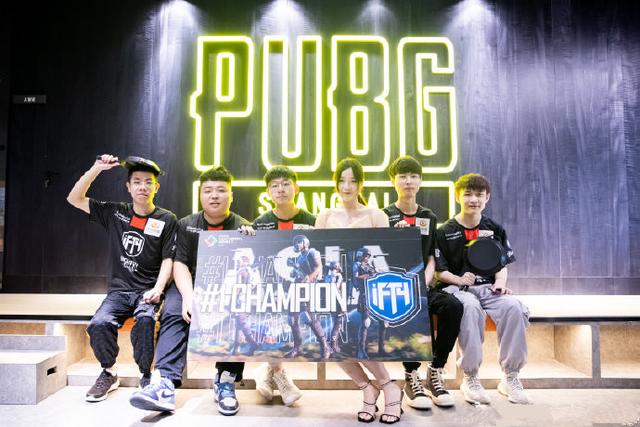 突然而至的 突然而至的