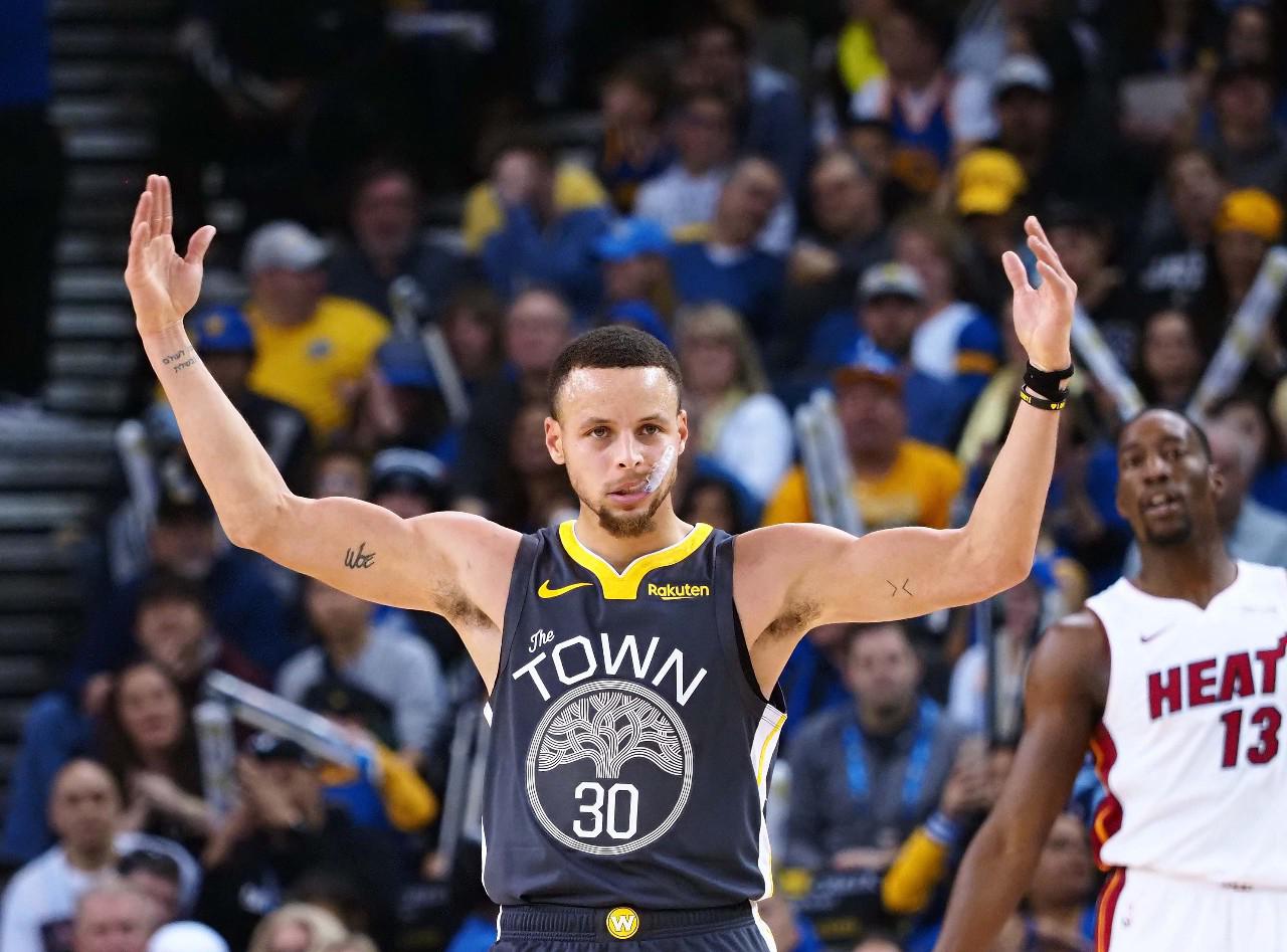 但队友的外 但队友的外